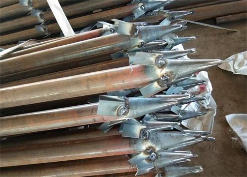 积石山管棚钢花管